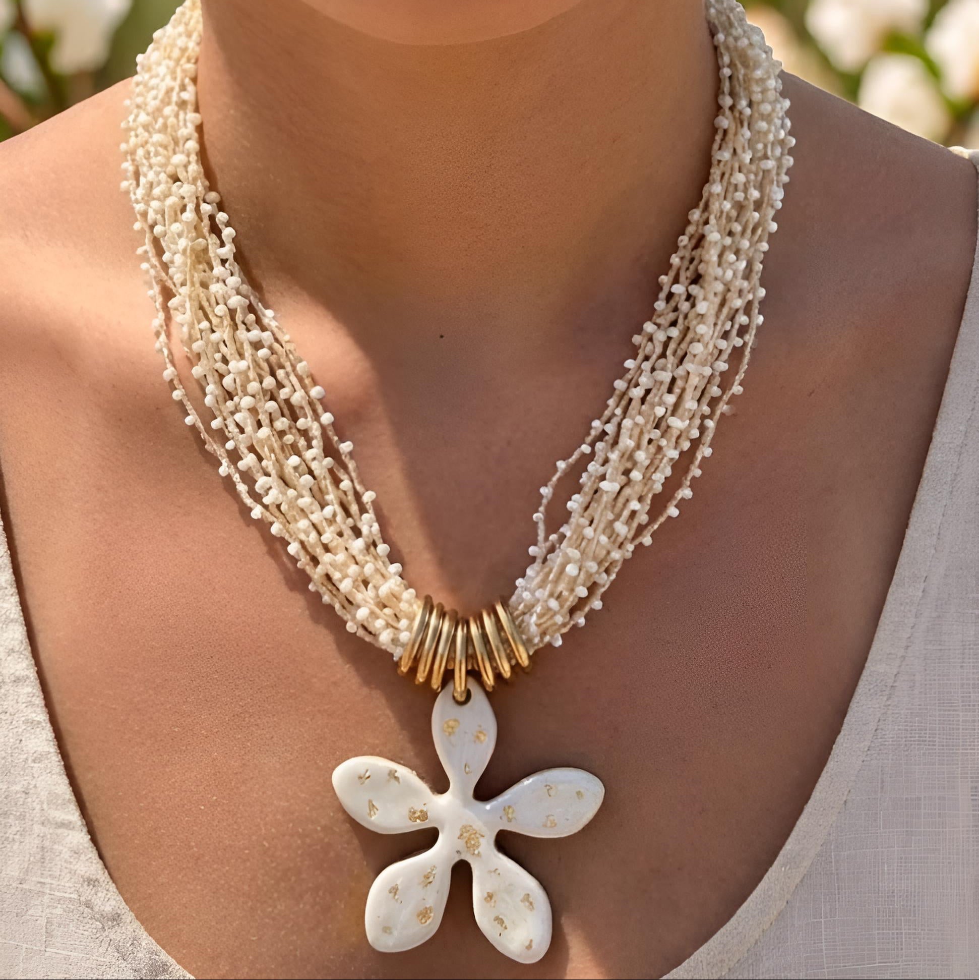 Collier Louisa